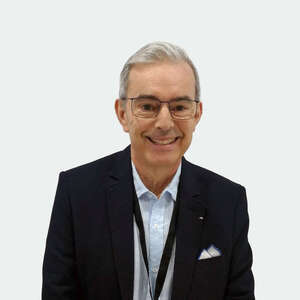 dr-carlos-nazara